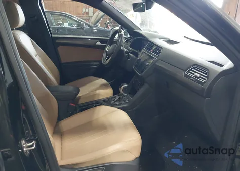 2022 Volkswagen Tiguan 2.0T Se z USA, uszkodzony, nr VIN 3VV2B7AX7NM078742